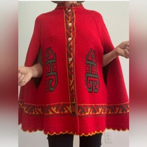 Vintage Poncho Cape Knit Sturbridge Acrylic One Size Southwestern Red Pagoda